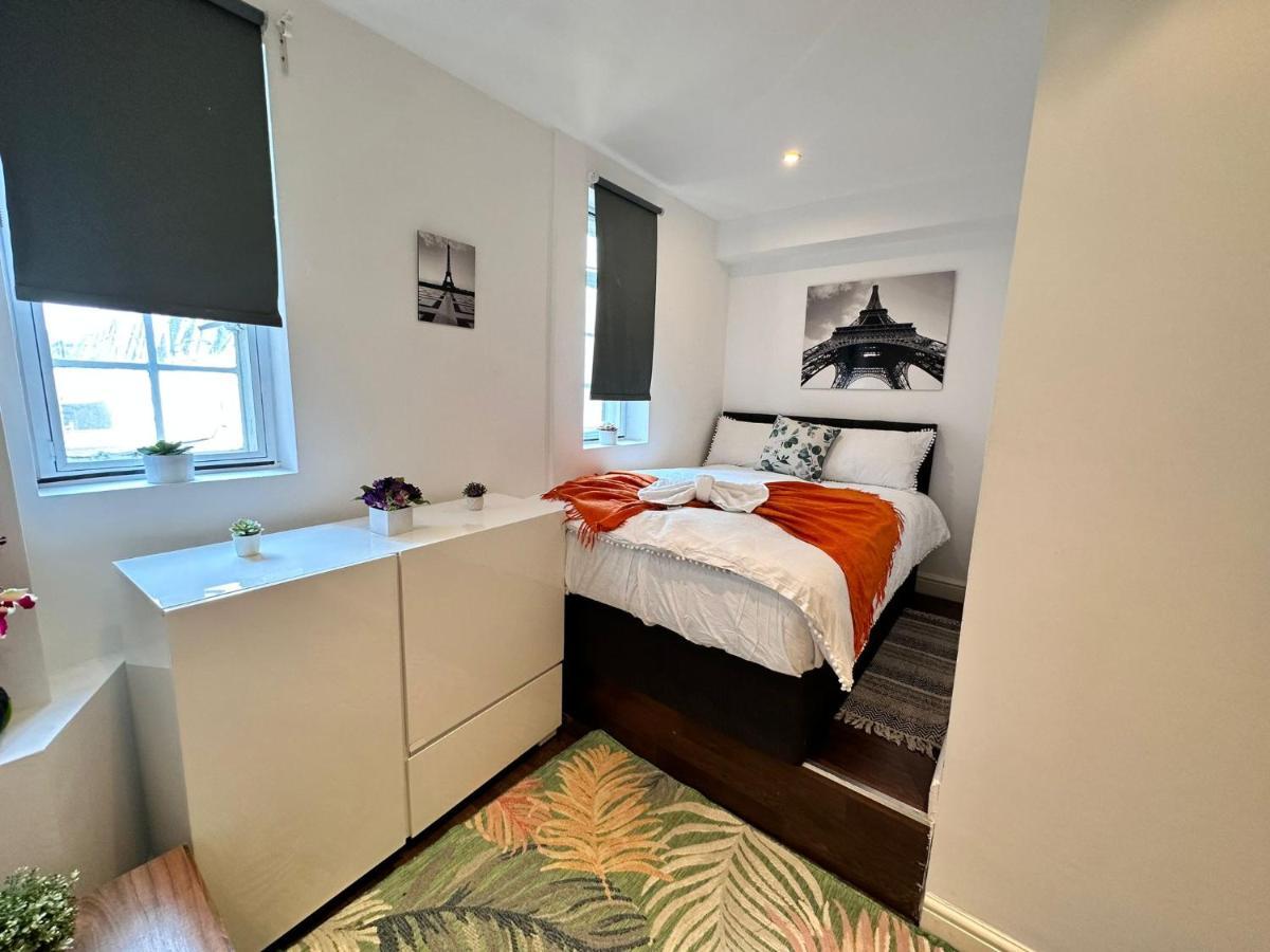 Central London 1-Bedroom Cozy Budget Apartment, Edgware Road Buitenkant foto